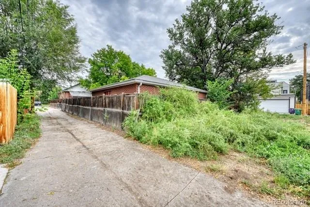 3326 W 24th Avenue Denver, CO 80211