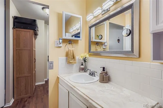 740 S Alton Way #2B Denver, CO 80247