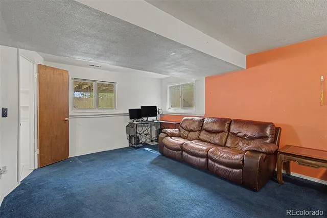 4711 Keith Circle Colorado Springs, CO 80916