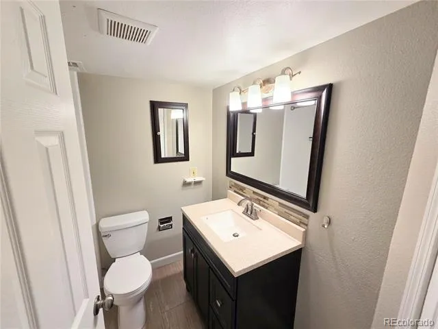 12476 W Nevada Place #105 Lakewood, CO 80228