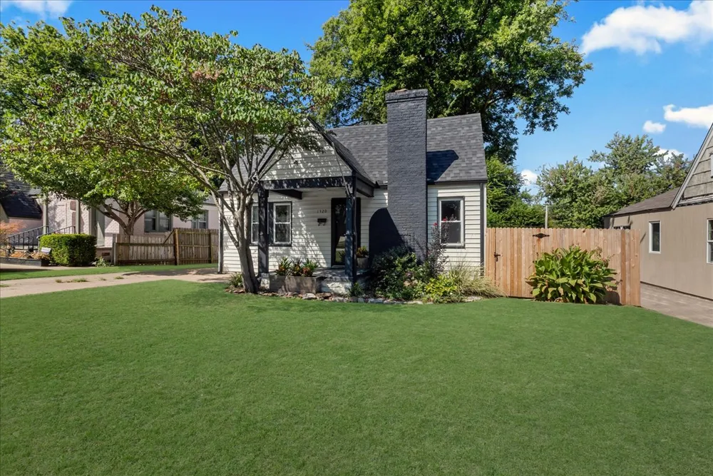 1320 S New Haven Avenue Tulsa, OK 74112