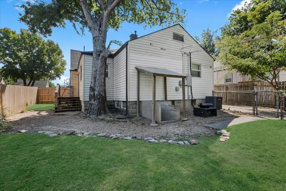 1320 S New Haven Avenue Tulsa, OK 74112