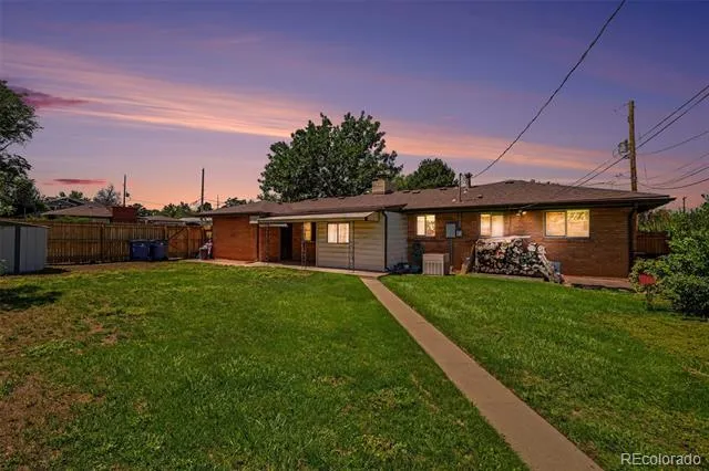 645 S Washington Circle Englewood, CO 80113