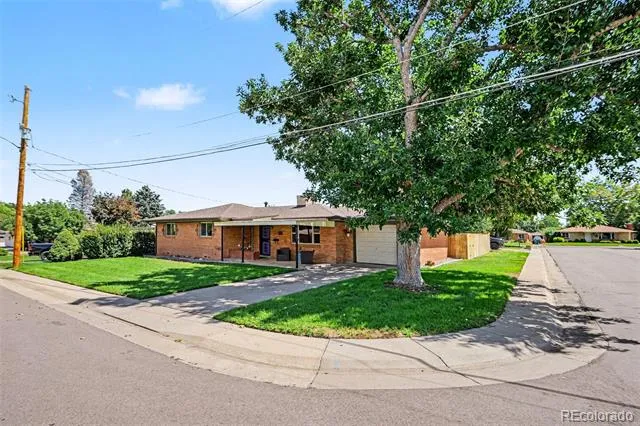 645 S Washington Circle Englewood, CO 80113