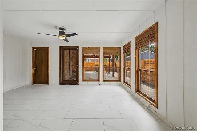 520 Iola Street Aurora, CO 80010