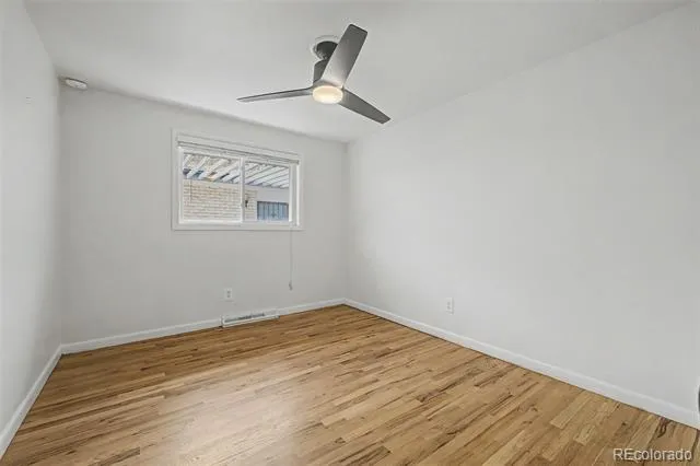 520 Iola Street Aurora, CO 80010