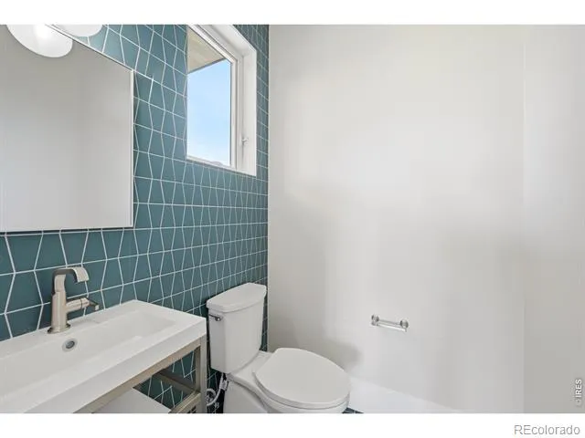 1633 17th Street #A Boulder, CO 80302