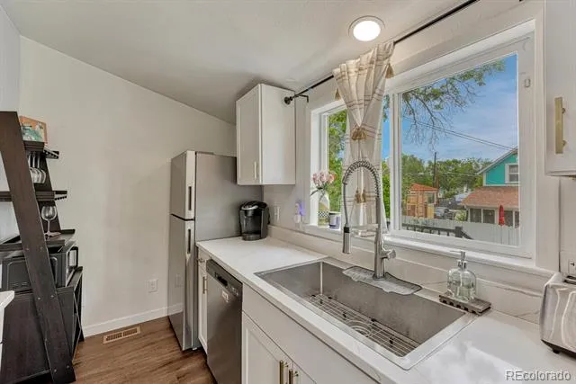 705 Corona Street Colorado Springs, CO 80903