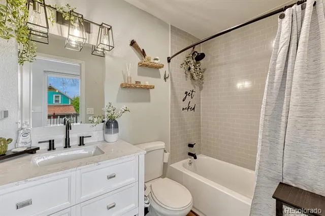 705 Corona Street Colorado Springs, CO 80903