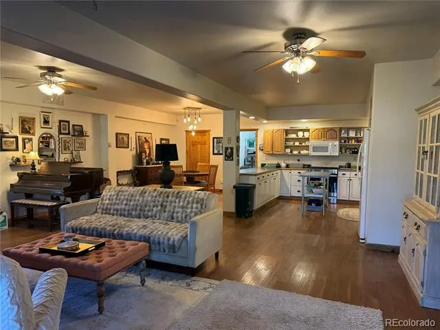 9582 US Highway 285 Salida, CO 81201