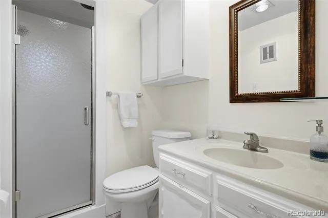 2654 S Ames Way Lakewood, CO 80227