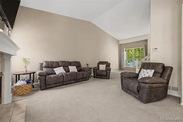 19584 E Ithaca Place Aurora, CO 80013