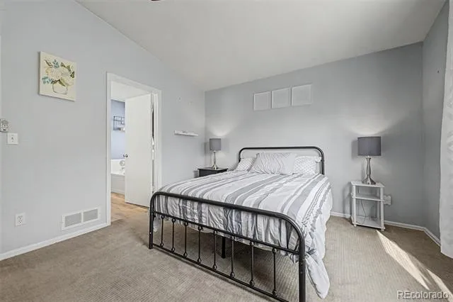 19584 E Ithaca Place Aurora, CO 80013
