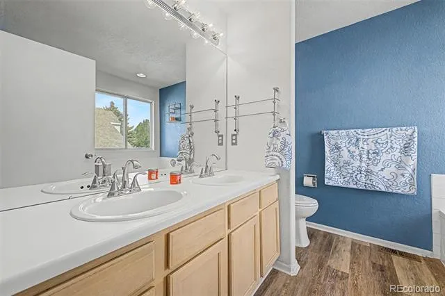 19584 E Ithaca Place Aurora, CO 80013