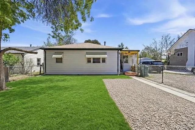 1356 Iola Street Aurora, CO 80010