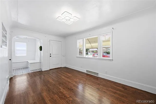1356 Iola Street Aurora, CO 80010