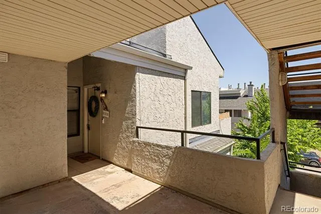 1820 Newland Court #204 Lakewood, CO 80214