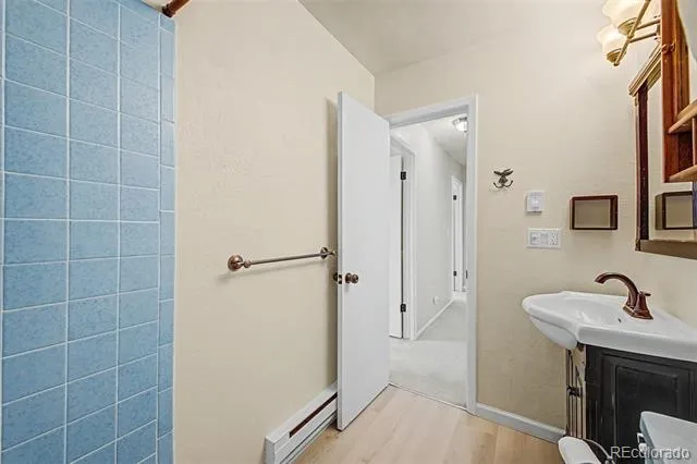 1858 Centaur Circle Lafayette, CO 80026