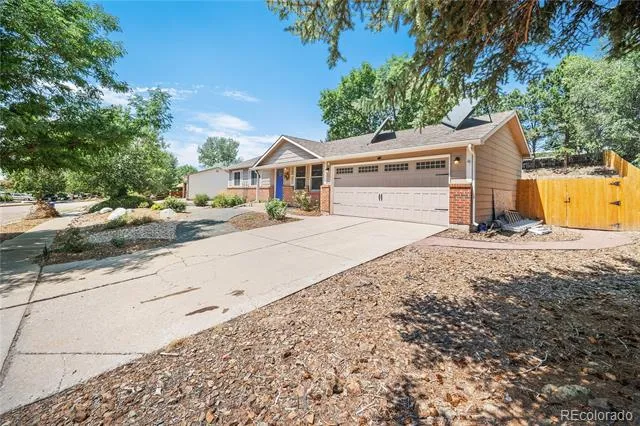 2215 Westmoreland Road Colorado Springs, CO 80907