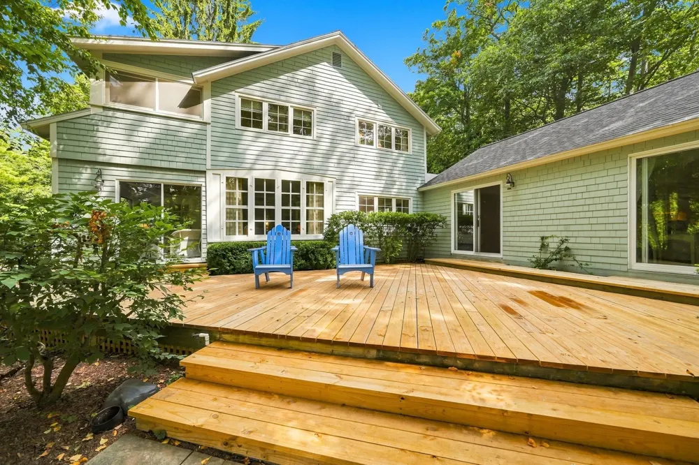505 Main Street Leland Township, MI 49654