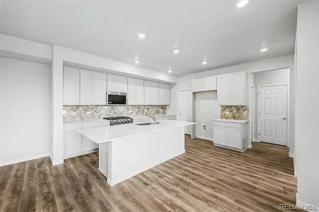 5802 Perth Street Aurora, CO 80019