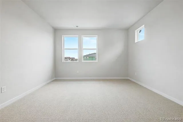 5802 Perth Street Aurora, CO 80019