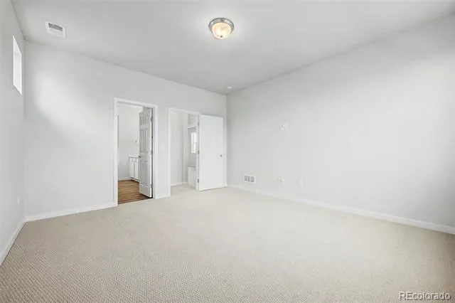 5802 Perth Street Aurora, CO 80019