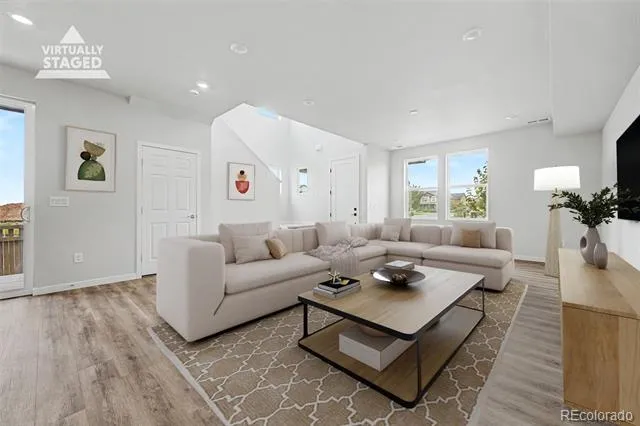 5802 Perth Street Aurora, CO 80019