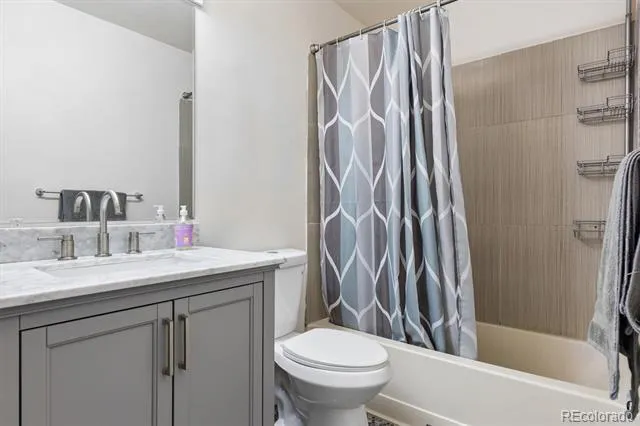 6475 S Dayton Street #106 Englewood, CO 80111