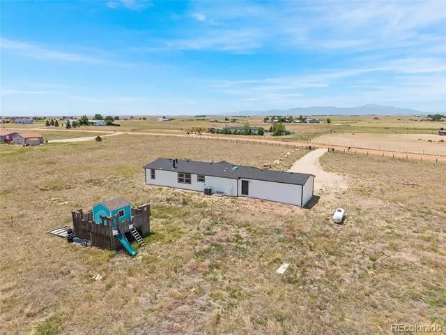 1385 Antelope Drive Calhan, CO 80808