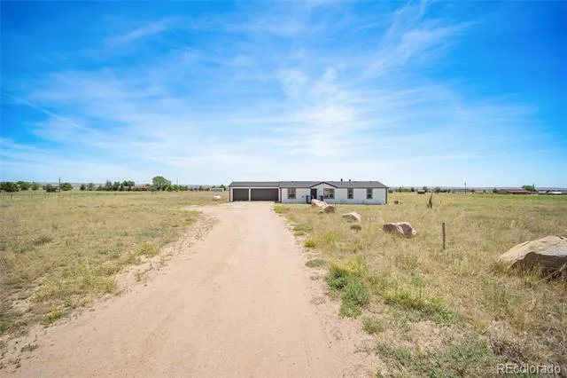 1385 Antelope Drive Calhan, CO 80808