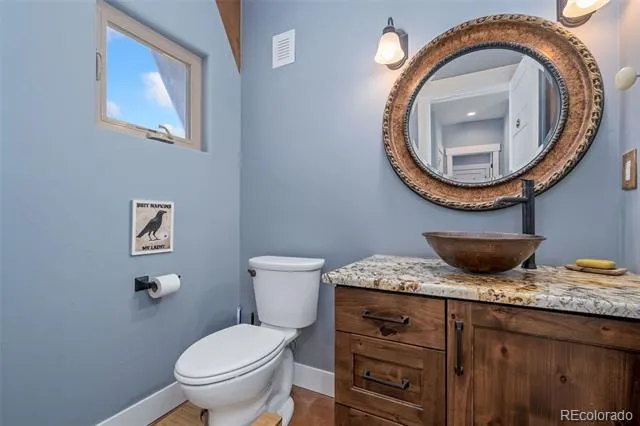 405 Moondance Way Bellvue, CO 80512