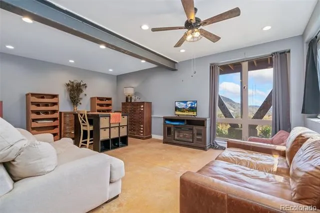 405 Moondance Way Bellvue, CO 80512