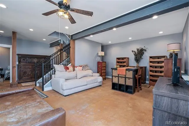405 Moondance Way Bellvue, CO 80512