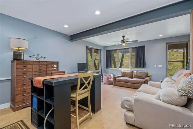405 Moondance Way Bellvue, CO 80512