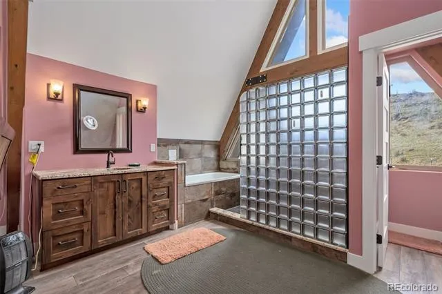 405 Moondance Way Bellvue, CO 80512