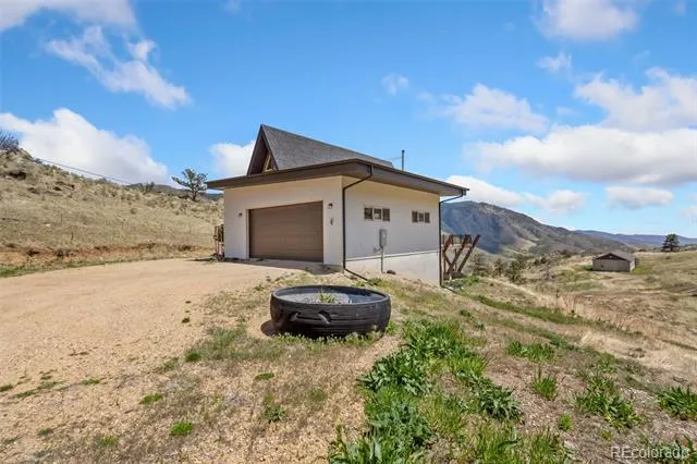 405 Moondance Way Bellvue, CO 80512
