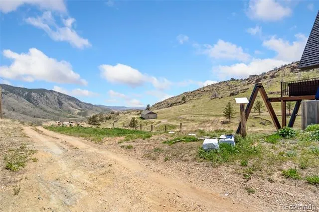405 Moondance Way Bellvue, CO 80512