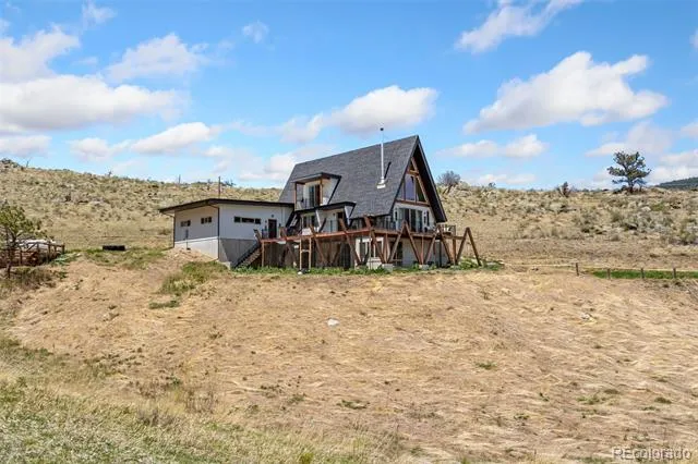 405 Moondance Way Bellvue, CO 80512