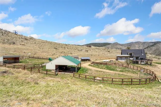 405 Moondance Way Bellvue, CO 80512