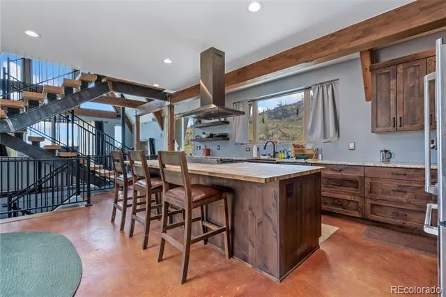 405 Moondance Way Bellvue, CO 80512