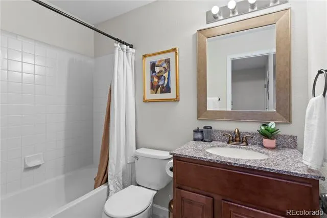 2212 Hyacinth Road Littleton, CO 80129