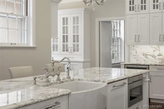 24 Pourtales Road Colorado Springs, CO 80906