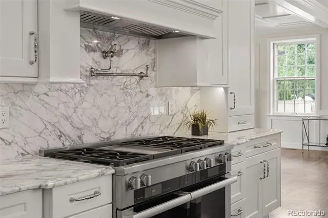24 Pourtales Road Colorado Springs, CO 80906