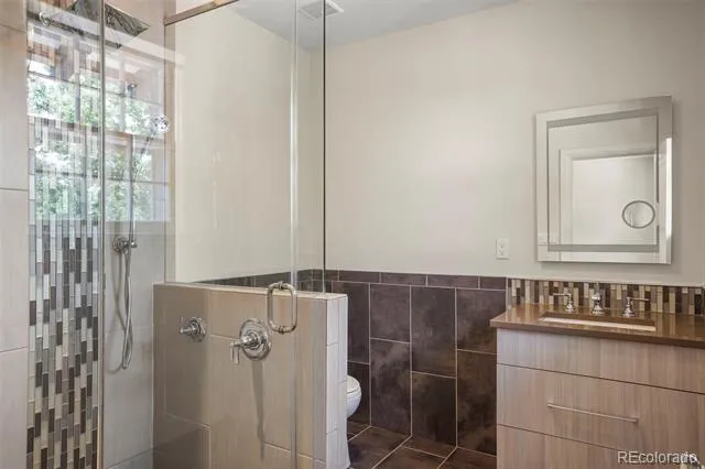 24 Pourtales Road Colorado Springs, CO 80906