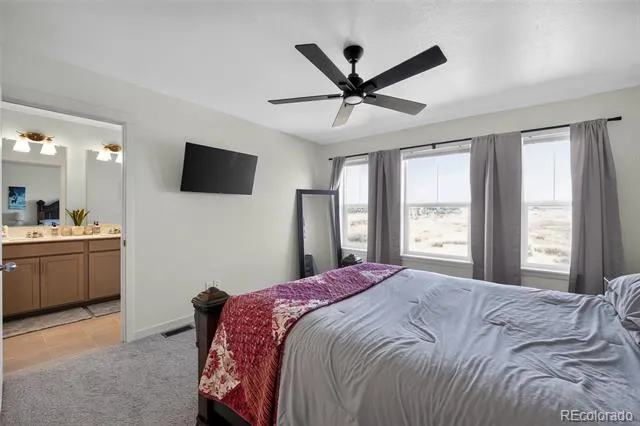 592 Thoroughbred Lane Johnstown, CO 80534