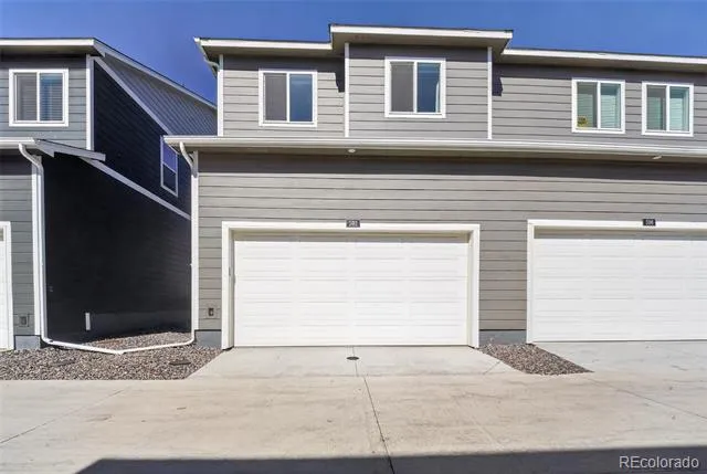 592 Thoroughbred Lane Johnstown, CO 80534
