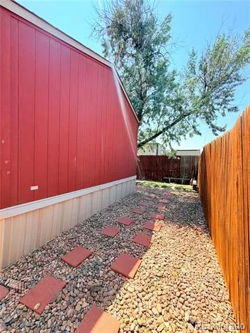 9641 Glencoe Court Denver, CO 80229