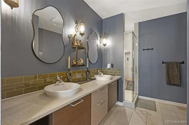 2325 Walnut Street #4 Denver, CO 80205