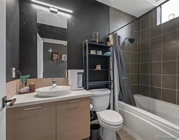 2325 Walnut Street #4 Denver, CO 80205